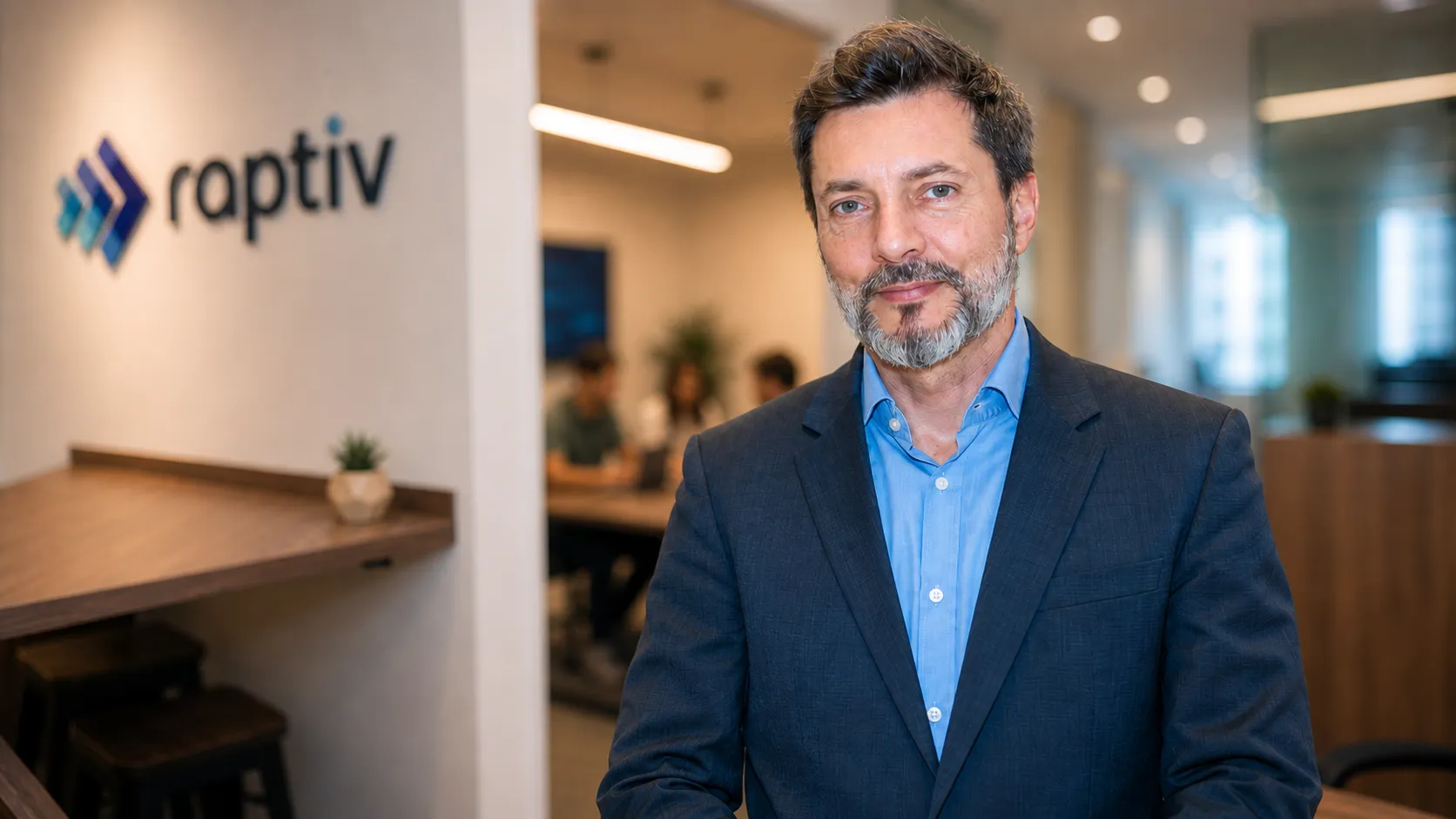 Federico Vara — fundador de Raptiv, en la oficina